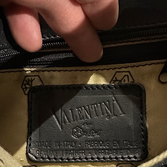 Valentina Classic Black and Brown Italian Leather Crossbody Bag, Vintage - Picture 11 of 12